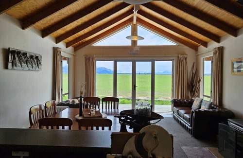 Twizel House | The Lodge, Mt Cook views
