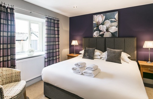 Kendal Hotel | The Lodge Rooms @ Carus Green