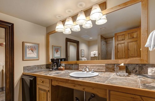 Deer Valley Apartment | The Lodges at Deer Valley-B - #5325