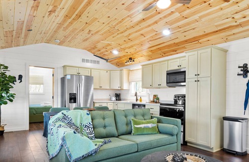 Williamstown Cabin | The Lodges at Eden Reserve