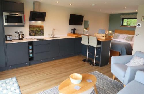 Westhouse Apartment | The Lodges at Thornbrook