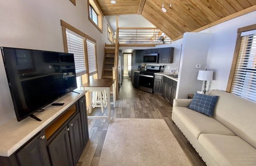 Oak Creek Hotel | The Lodges of Oak Creek