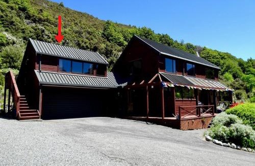 Bealey Apartment | The Loft at Bealey