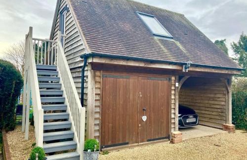 Clifton upon Teme House | The Loft at Crown Cottage