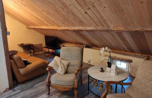 Pionsat Apartment | The Loft