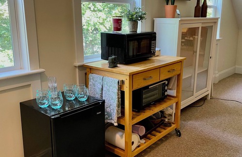 Mount Mourne Apartment | The Loft is a large beautiful apartment.2 miles from Davidson/4 from Mooresville
