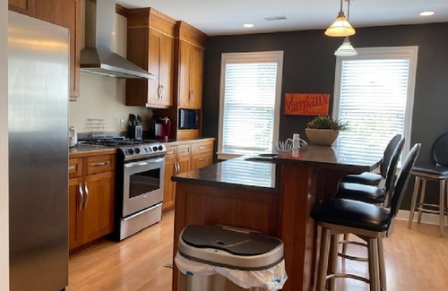 Saugatuck Condo | The Loft - Pet Friendly & Downtown!