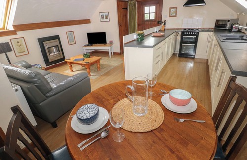Pontfaen Cottage | THE LOFT, romantic, with a garden in Fishguard