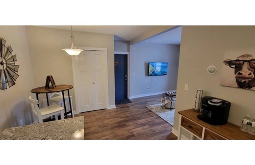 Lonsdale Apartment | the "Lofts at 108"