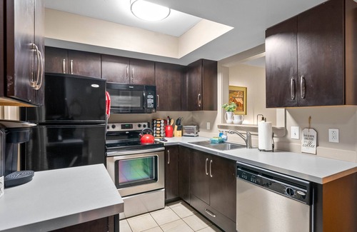 Clarksville Condo | The Lofts of Downtown (540 N 2nd St, #205)