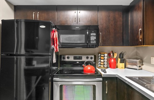 Clarksville Condo | The Lofts of Downtown (540 N 2nd St, #205)