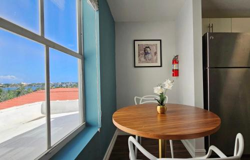 Palm Beach - West Palm Beach Apartment | The Lofts on Clematis 604 Downtown West Palm Beach