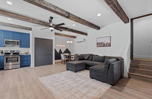Taylorsville Apartment | The Lofty Lodge, Cozy and Lux