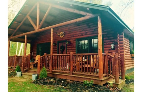 Wilmington Cabin | The Log Cabin at PeaceRidge