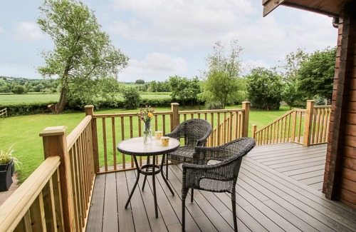 Newnham Cottage | The Log Cabin