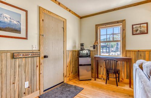 White Salmon House | The Logs Deer Room
