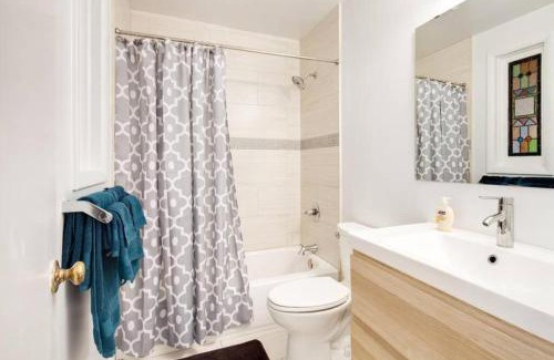 H Street Corridor Apartment | The London Flat Capital Hill DC