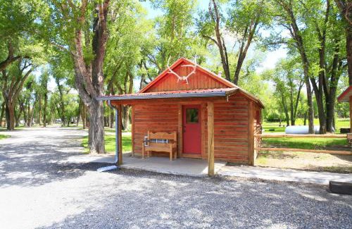 Dubois Hotel | The Longhorn Ranch Resort Lodge & RV Park