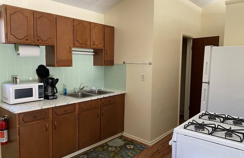 Geneva-on-the-Lake Condo | "The Look Out" unit 4; 3 bdm apartment on the Lake, private deck.