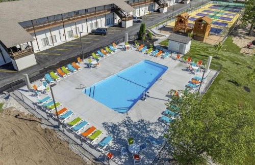 Kimberling City Apartment | The Lookout at Kimberling Crossing