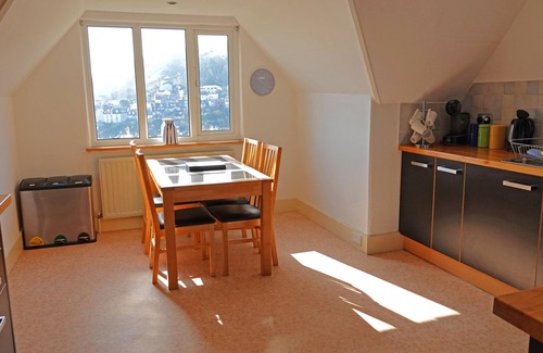 Dartmouth Apartment | The Lookout at Lauriston