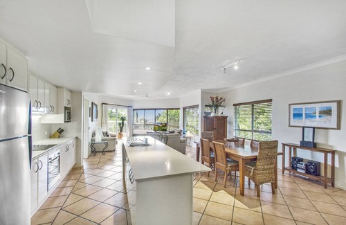Noosa Heads Apartment | The Lookout Resort