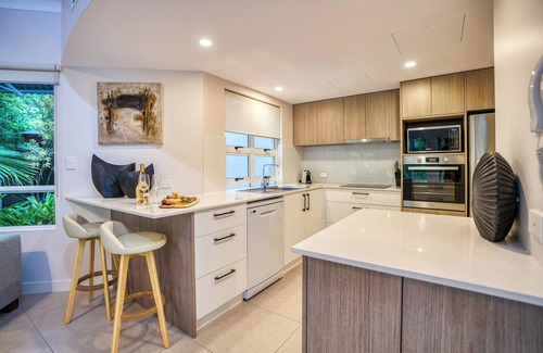 Noosa Heads Apartment | The Lookout Resort