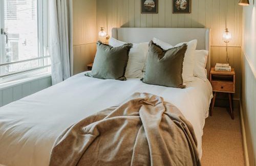 Tenterden House | The Lookout - Uk44871