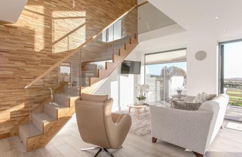 Ticknall House | The Lookout - Ukc3846