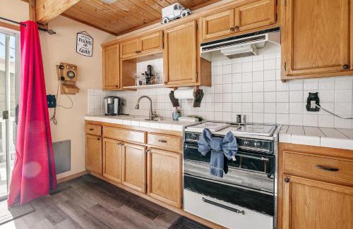 Peter Pan House | The Lost Boys Hideaway - One of a Kind Mountain Getaway!