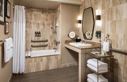 Downtown Spokane Hotel | The Louie, A Davenport Hotel, Autograph Collection®