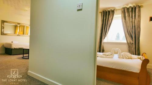 Perth Hotel | The Lovat Hotel