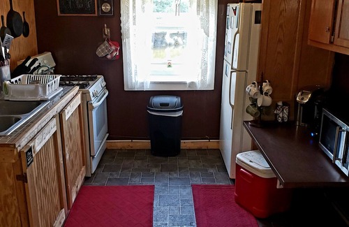Engelhard House | The Lucky Hook, Hyde Co, Waterfront, Pet & Family Friendly w/kayaks, Fireplace