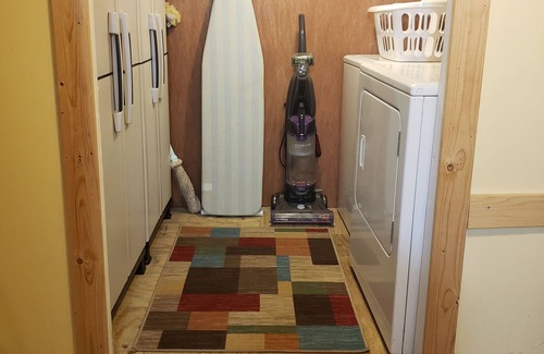 Engelhard House | The Lucky Hook, Hyde Co, Waterfront, Pet & Family Friendly w/kayaks, Fireplace
