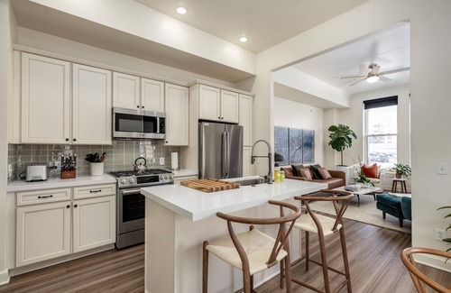 Midtown House | The Lumber Baron's Downtown Mansion 2KingBR/2.5BA