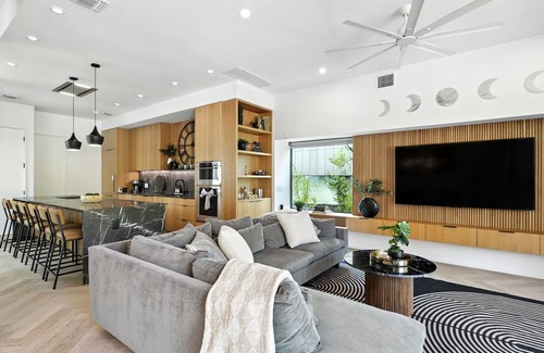 Bouldin House | The Lunith Retreat, Luxury Stay w/Pool & Spa