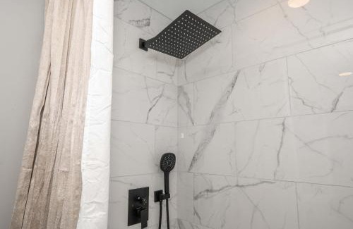 Covington House | The LUXE Spot 1