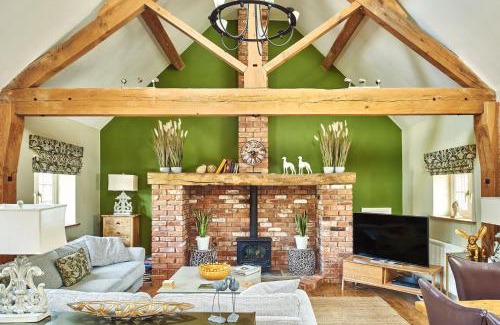 Ashbourne House | The Luxury Barn