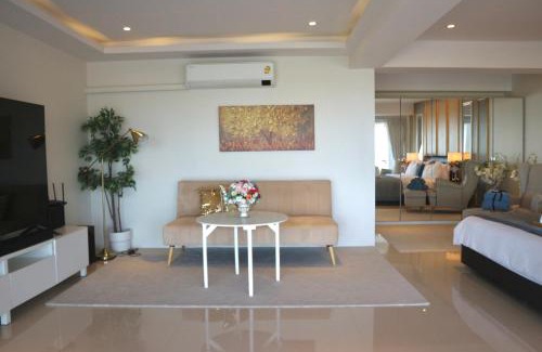 Samut Sakhon House | The Luxury Hilltop Villa Samui