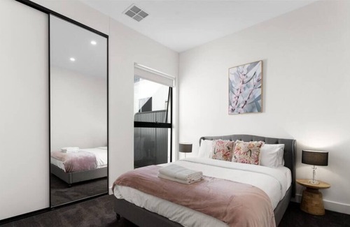 West Beach House | The Luxury Living - West Beach - Perfect Vacation