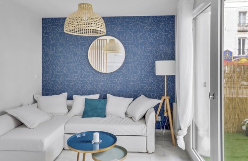 Talensac-Pont Morand Apartment | ☆The Luxury Spa☆ with cinema/terrace in the city center