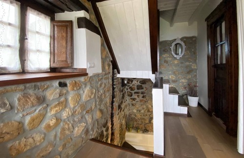 Vallobal House | The Macona.