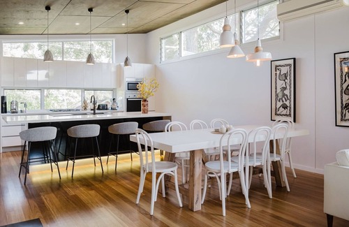 Narrawallee House | The Magic Beach House