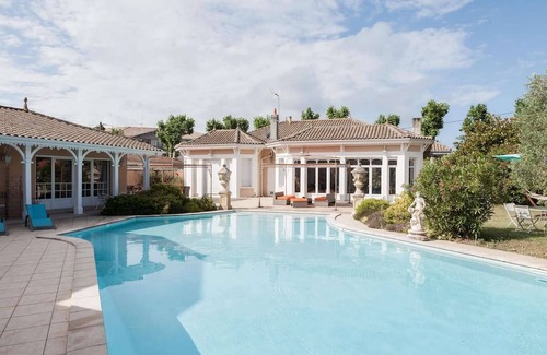 Audenge Apartment | THE MAGIC OF THE BASIN IN FULL CITY CENTER