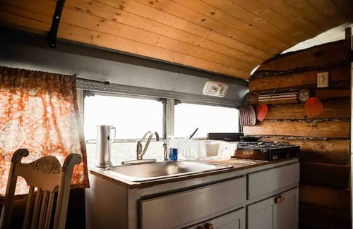 Blanca House | The Magic School Bus @ Great Sand Dunes NP!