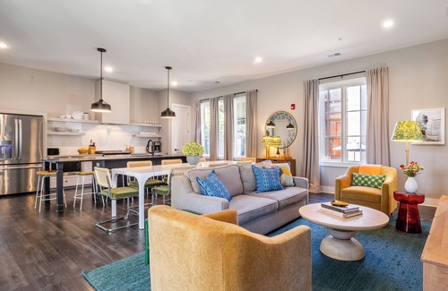 Germantown Apartment | The Magnolia #10 - AvantStay | Germantown w/Private Balcony