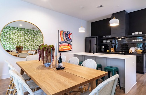 Germantown Apartment | The Magnolia #2 by AvantStay | Germantown, Balcony