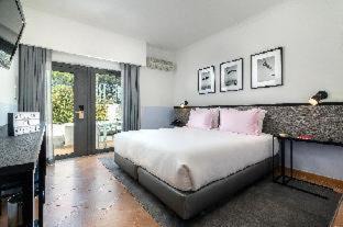 Almancil Hotel | The Magnolia Hotel