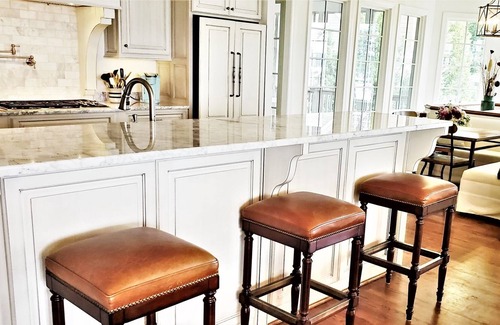 Morristown House | The Magnolia - Luxe Lakefront Private Villa on Lake Gaston | 6br/7ba | Sleeps 19