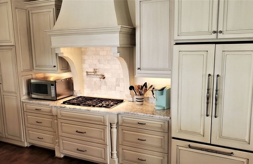 Morristown House | The Magnolia - Luxe Lakefront Private Villa on Lake Gaston | 6br/7ba | Sleeps 19